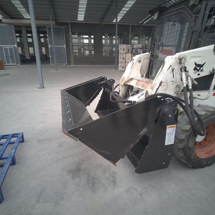 skid_steer_4-in-1_bucket_in_use_02