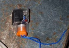 Multi-way solenoid valve plug