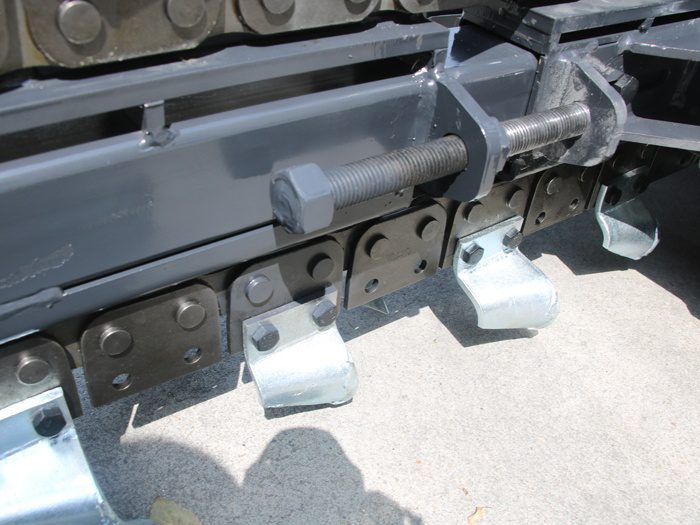 skid_steer_trencher_details