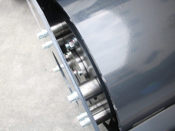 skid steer vibratory plate compactor screw details